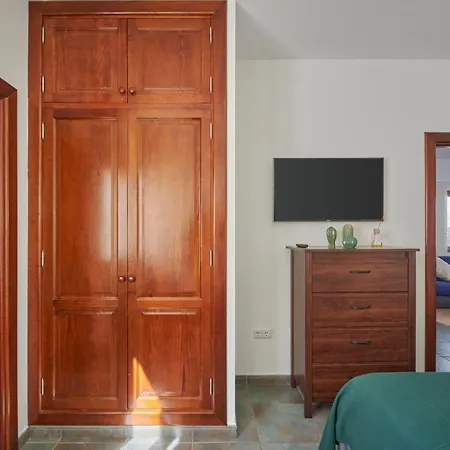 Vino, Altos - Heated Pool, Ac, Panorama Sea Views *