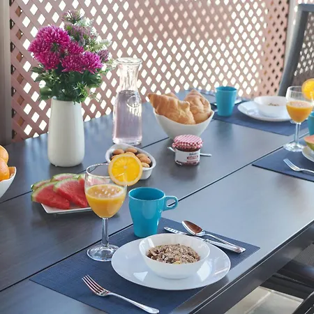 Vino, Altos - Heated Pool, Ac, Panorama Sea Views فيلة