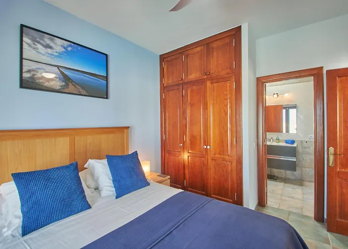 Vino, Altos - Heated Pool, Ac, Panorama Sea Views * Playa Blanca (Lanzarote)