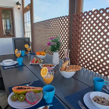 Vino, Altos - Heated Pool, Ac, Panorama Sea Views * Playa Blanca