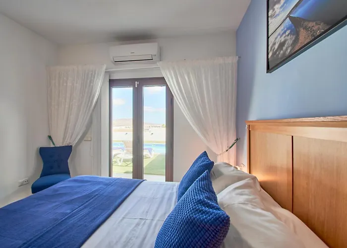 Vino, Altos - Heated Pool, Ac, Panorama Sea Views * Playa Blanca (Lanzarote)