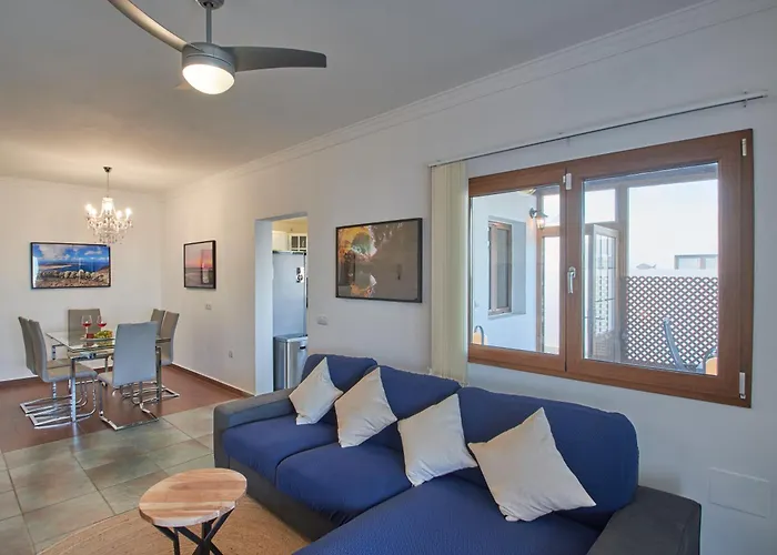 Vino, Altos - Heated Pool, Ac, Panorama Sea Views Playa Blanca (Lanzarote)