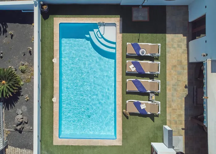 Vino, Altos - Heated Pool, Ac, Panorama Sea Views Villa Playa Blanca (Lanzarote)