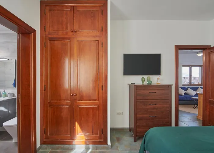 Vino, Altos - Heated Pool, Ac, Panorama Sea Views *