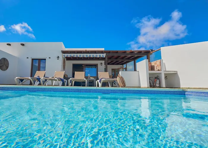 Villa Vino, Altos - Heated Pool, Ac, Panorama Sea Views *
